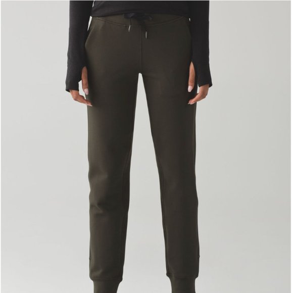 Lululemon Ready to Rulu Jogger (1st release) - Picture 2 of 3